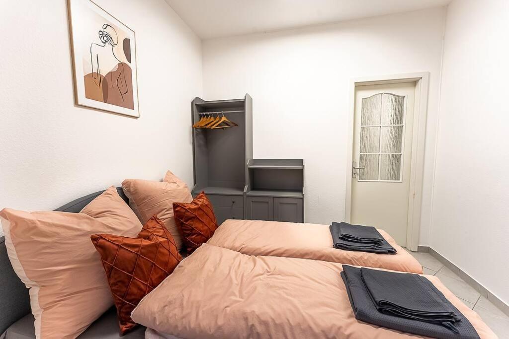 Loft Mit Billard-Tisch Und Ps4 Apartment Wuppertal Ngoại thất bức ảnh