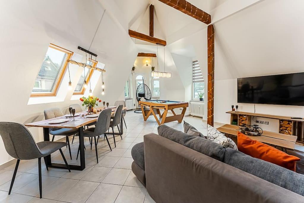 Loft Mit Billard-Tisch Und Ps4 Apartment Wuppertal Ngoại thất bức ảnh