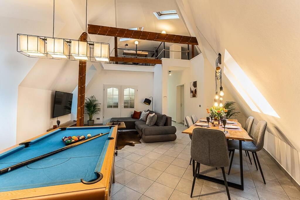 Loft Mit Billard-Tisch Und Ps4 Apartment Wuppertal Ngoại thất bức ảnh