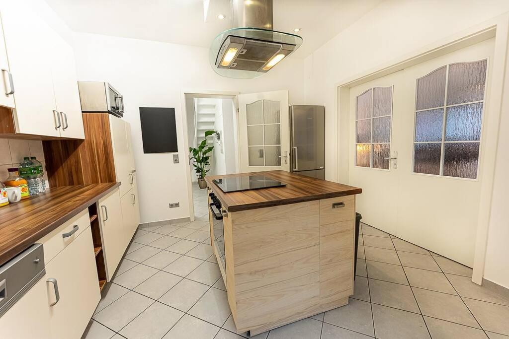 Loft Mit Billard-Tisch Und Ps4 Apartment Wuppertal Ngoại thất bức ảnh